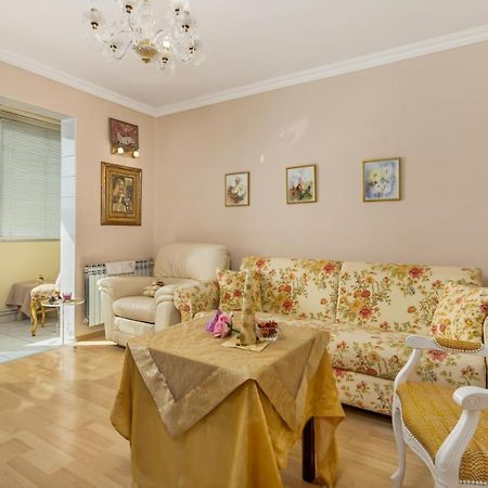 רייקה Apartment Beverly מראה חיצוני תמונה